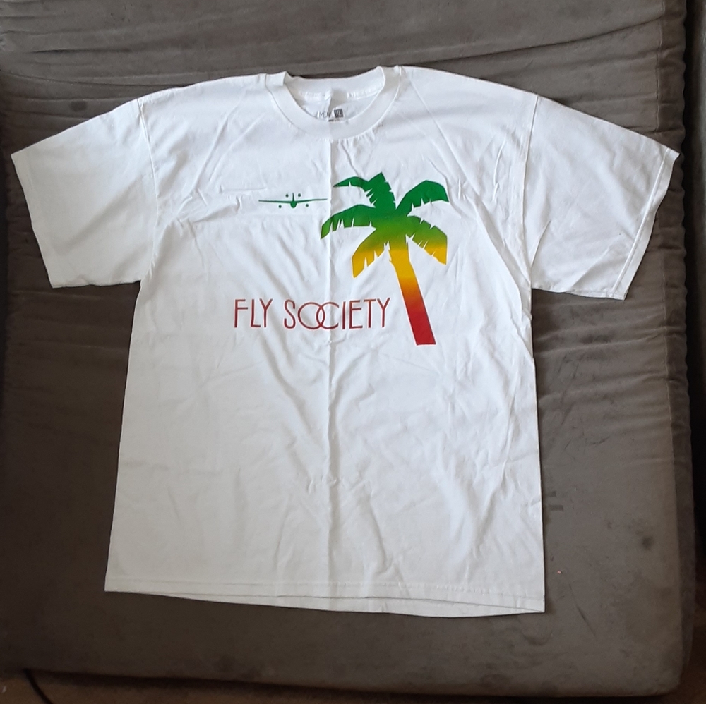 Fly Society Men's Tshirt Size XL White Multi Jamaican Color NEW Vintage ONE MARK